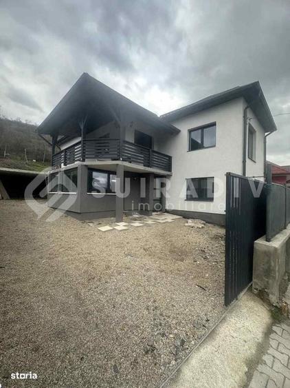 Casă cu 4 camere cu Teren 415 Mp în Baciu