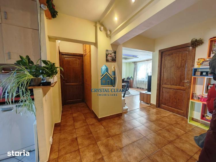 Apartament cu 3 camere decomandat în Unirii