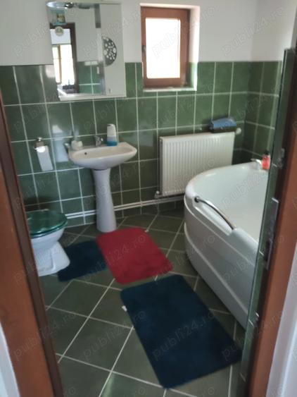 Casă cu Teren 1054 Mp în Sud
