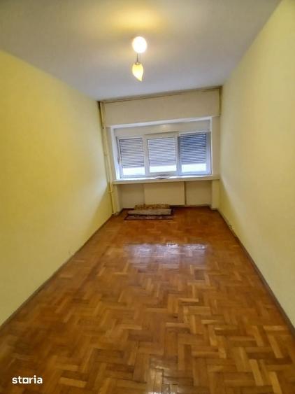 Apartament cu 3 camere decomandat în Ultracentral