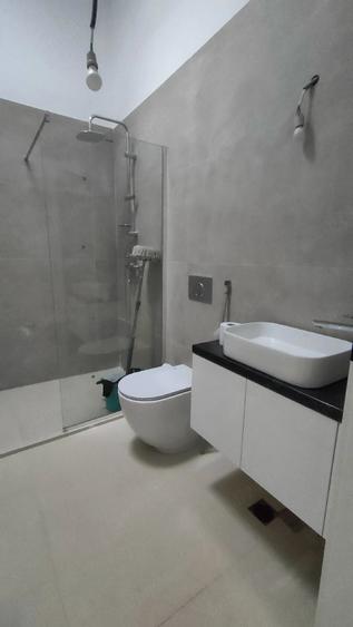 Casă cu Teren 400 Mp în Bujoreni