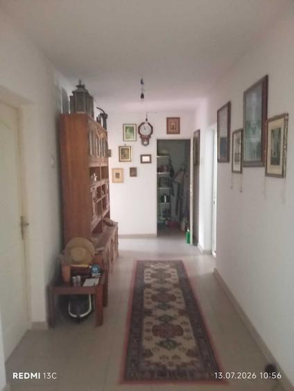 Casă cu 3 camere în Tonea