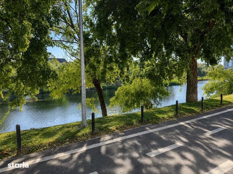 Casă cu 4 camere în Decebal