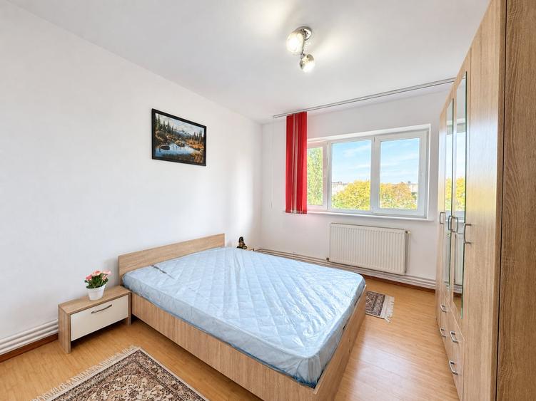 Apartament cu 2 camere semidecomandat, mobilat în Tomis III