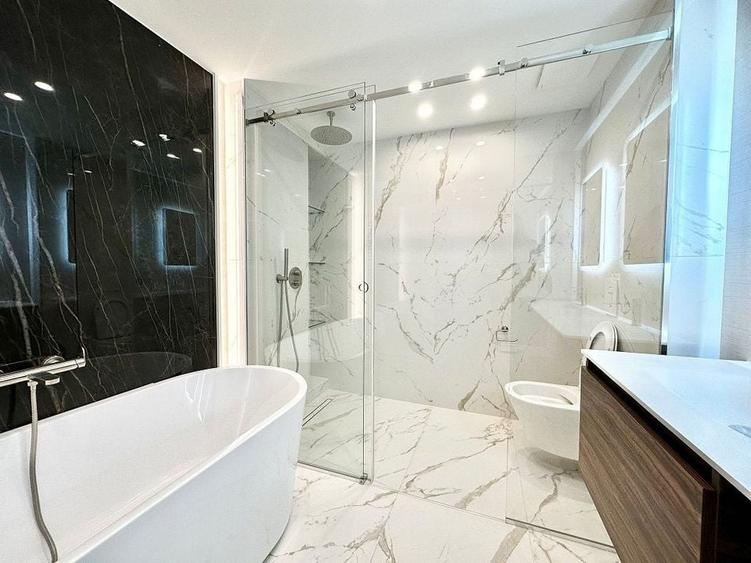 Apartament cu 4 camere în Capitale
