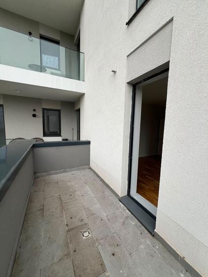 Apartament cu 3 camere, mobilat în Străulești