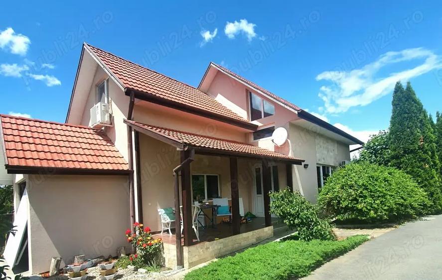 Casă cu 4 camere cu Teren 600 Mp în Sălicea