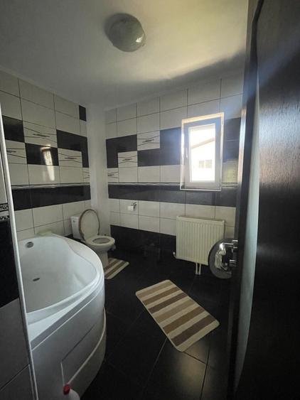 Apartament cu 2 camere decomandat în Șcheia