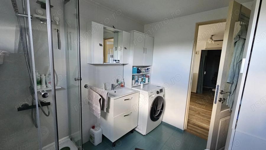 Casă cu 4 camere cu Teren 578 Mp în Fundeni