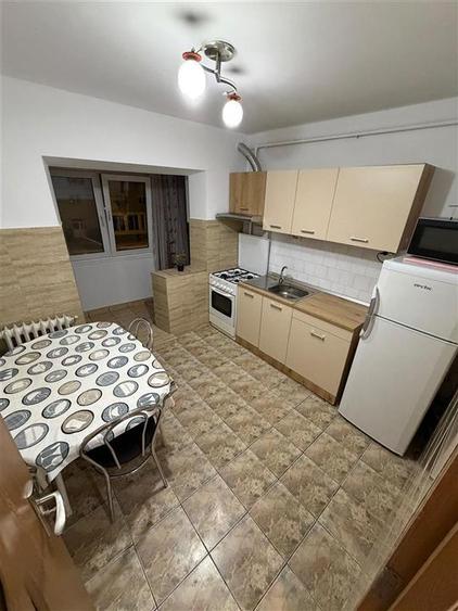 Apartament cu doua camere Zona centrala - 1