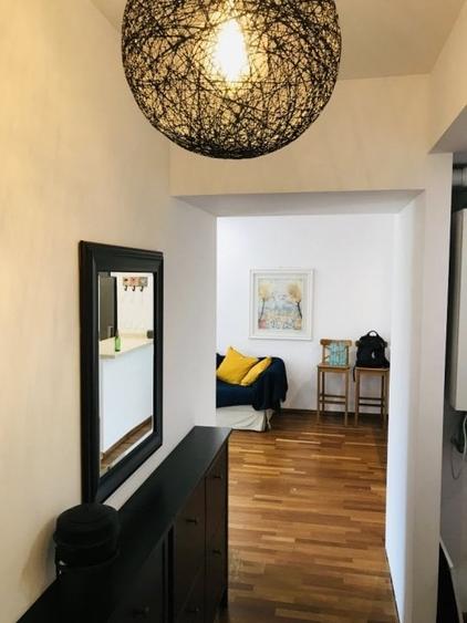 Apartament cu 2 camere semidecomandat în Central