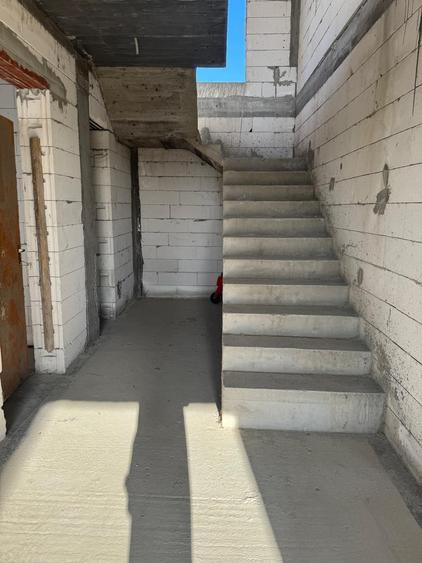 Casă cu 4 camere în Slătioara