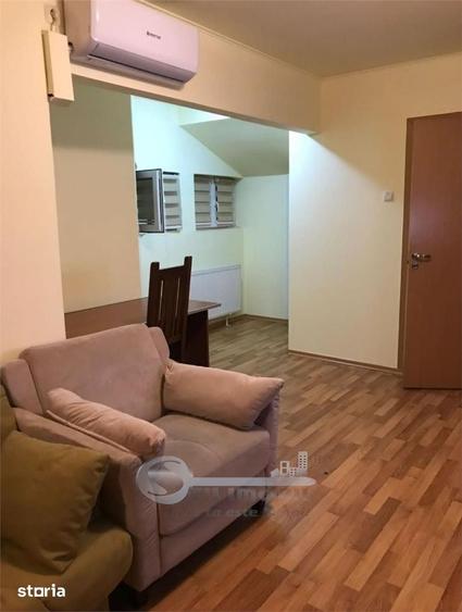 Apartament cu 4 camere în Nicolina