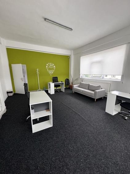 Spațiu comercial, de 30 mp, în Central