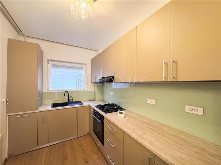 Apartament cu 3 camere semidecomandat, mobilat în Floreasca