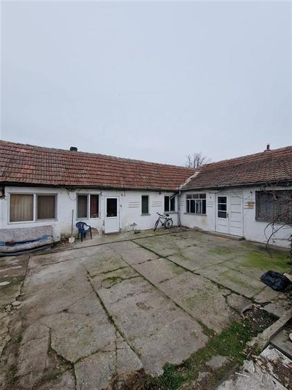 Casă individuală cu 3 camere cu Teren 443 Mp în Ciarda Roșie