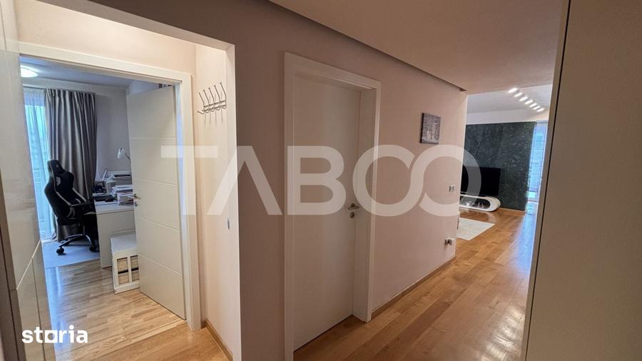 Apartament cu 3 camere decomandat în Lazaret