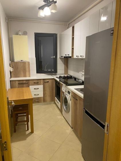 Apartament cu 2 camere decomandat în Ozana