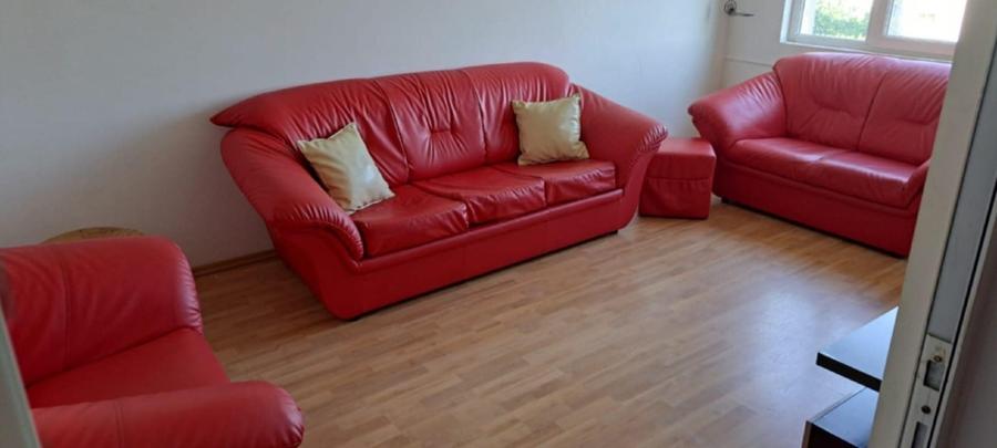 Apartament cu 3 camere decomandat, mobilat în Nicolae Grigorescu