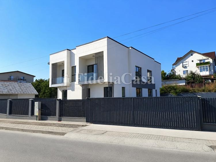 Casă cu 4 camere cu Teren 300 Mp în Valea Lupului