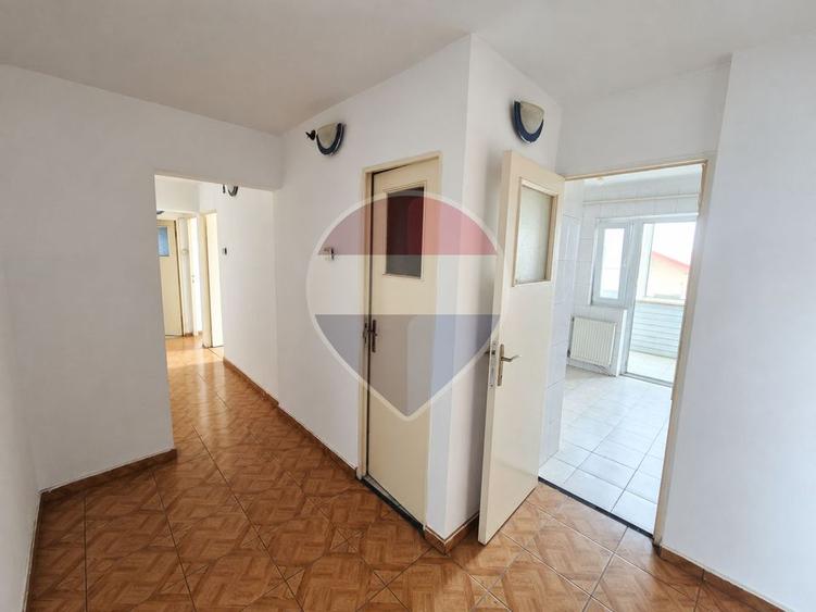 Apartament de vânzare 3 camere decomandat Voluntari - 10