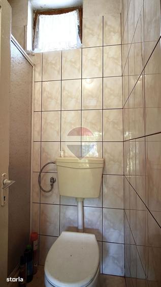 Casă cu 3 camere cu Teren 2594 Mp în Blăjel
