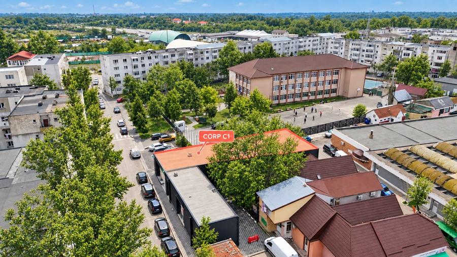 Spațiu comercial, de 326 mp, în Eminescu