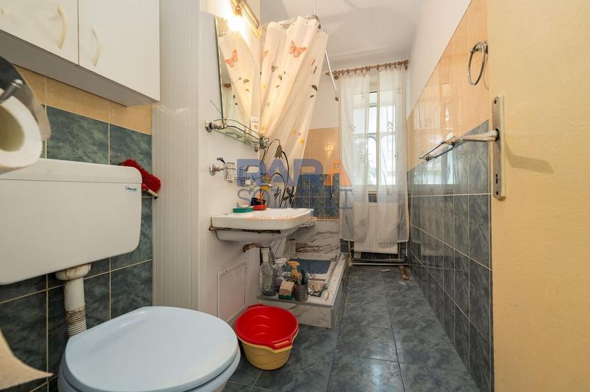 Apartament cu 3 camere decomandat, mobilat în Ultracentral