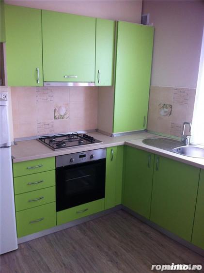 Apartament cu 2 camere semidecomandat în Sisești