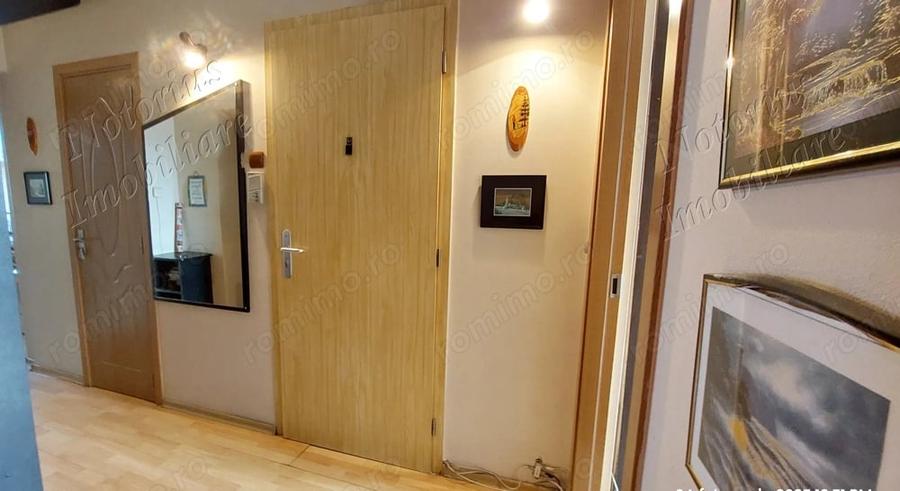 Apartament cu 3 camere decomandat în Nord