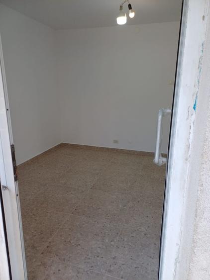 Spațiu comercial, de 17 mp, în Militari