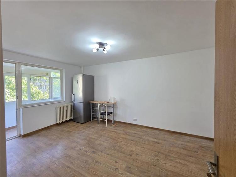 Apartament cu 2 camere decomandat în Colentina