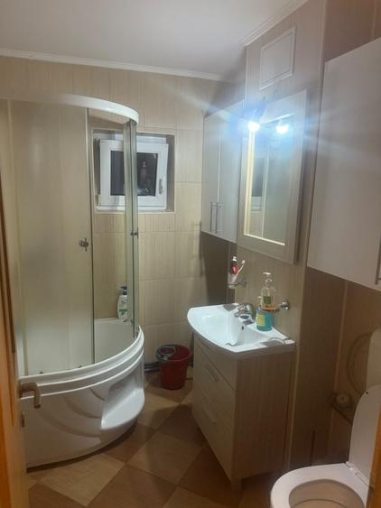 Apartament cu 2 camere decomandat în Popa Șapcă