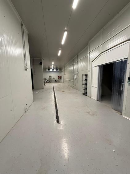 Spațiu industrial, de 1,643 mp, în Dobreni