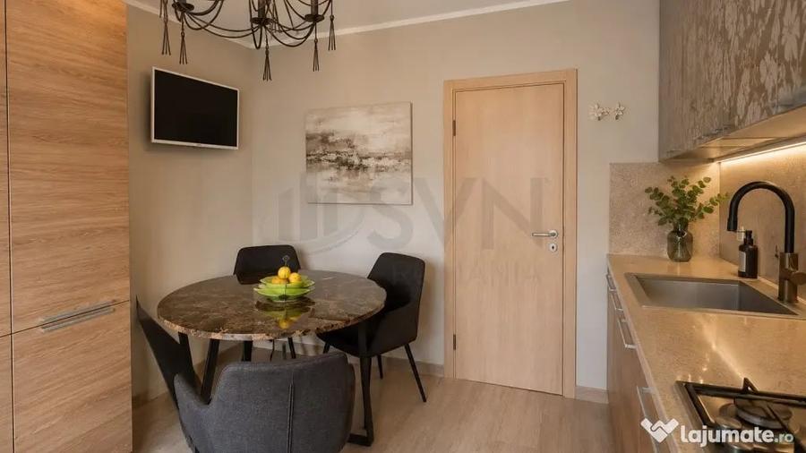 Apartament cu 4 camere decomandat în Ultracentral