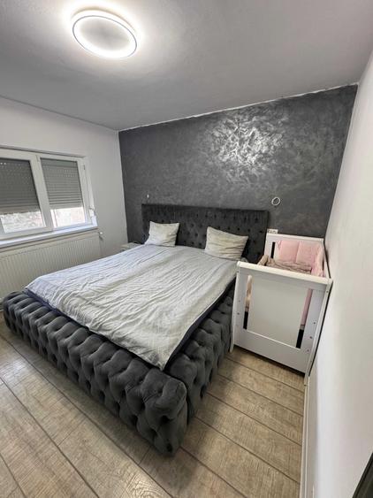 Apartament cu 3 camere decomandat în Podgoria