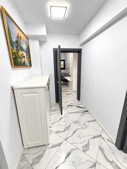 Apartament cu 2 camere decomandat în City Park Mall