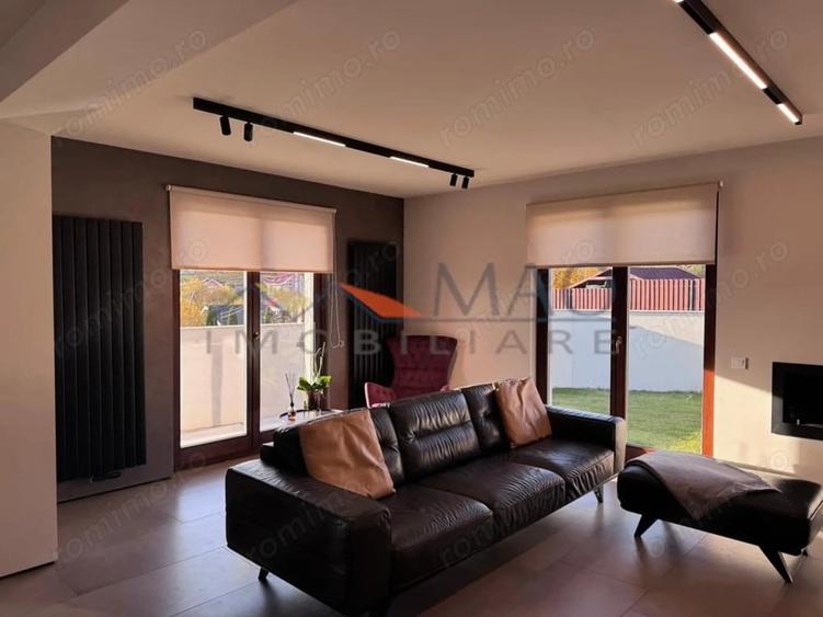 Casă cu 4 camere cu Teren 500 Mp în Livezeni