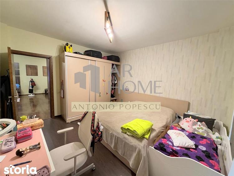 Apartament cu 2 camere, mobilat în Republicii