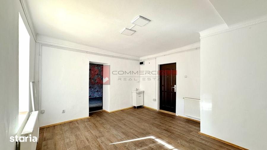 Spațiu comercial, de 65 mp, în Centrul Istoric