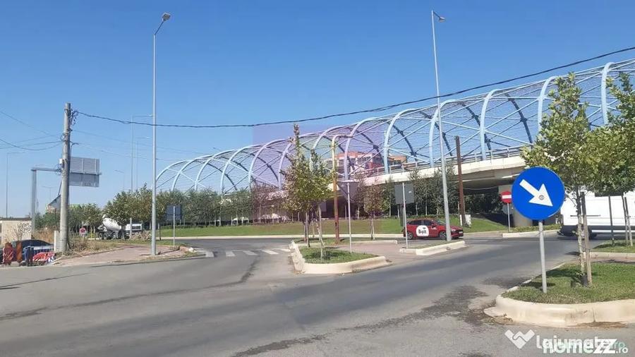 Casă cu 7 camere cu Teren 370 Mp în Cățelu
