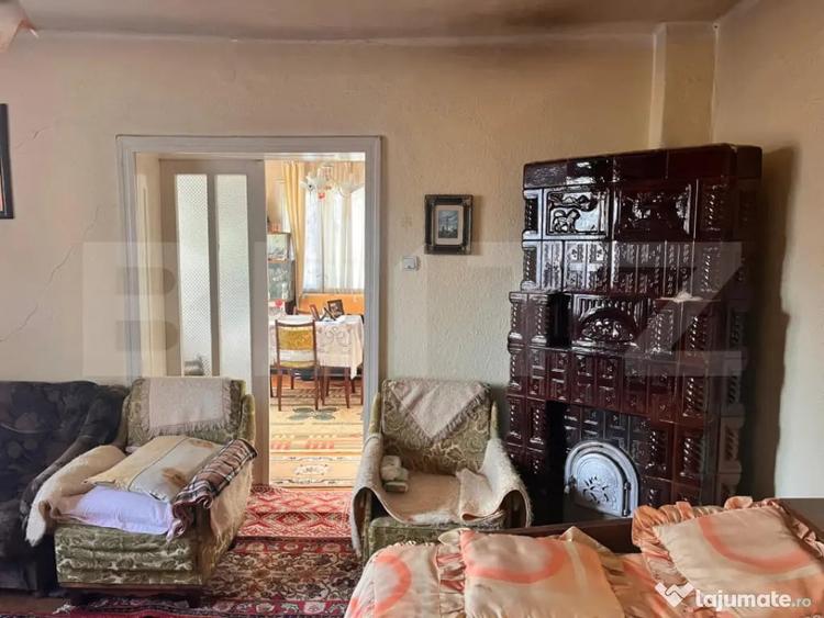 Casă cu 3 camere cu Teren 461 Mp în Central