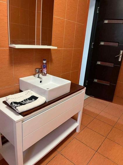 Studio ultra central / universitate : termen sept-iunie - 4