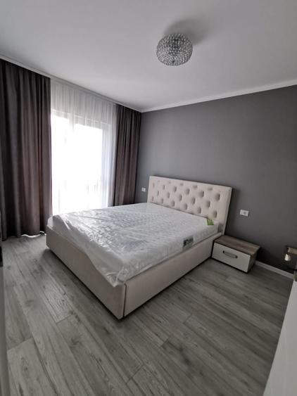 Casă cu 3 camere cu Canalizare în Dumbrăvița