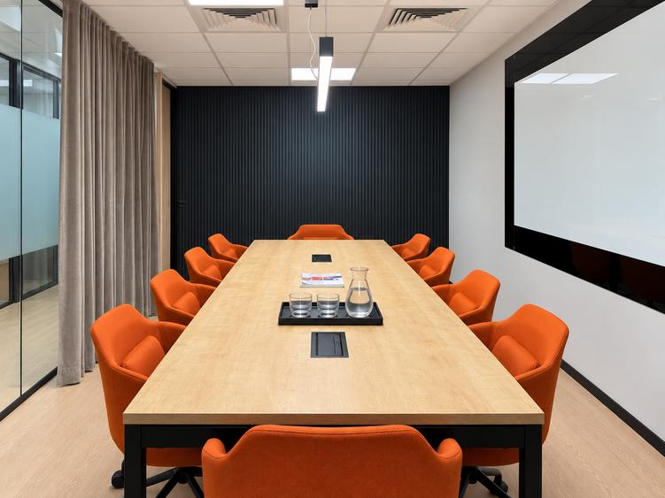 Birou, de 882.29998779297 mp, în Calea Victoriei