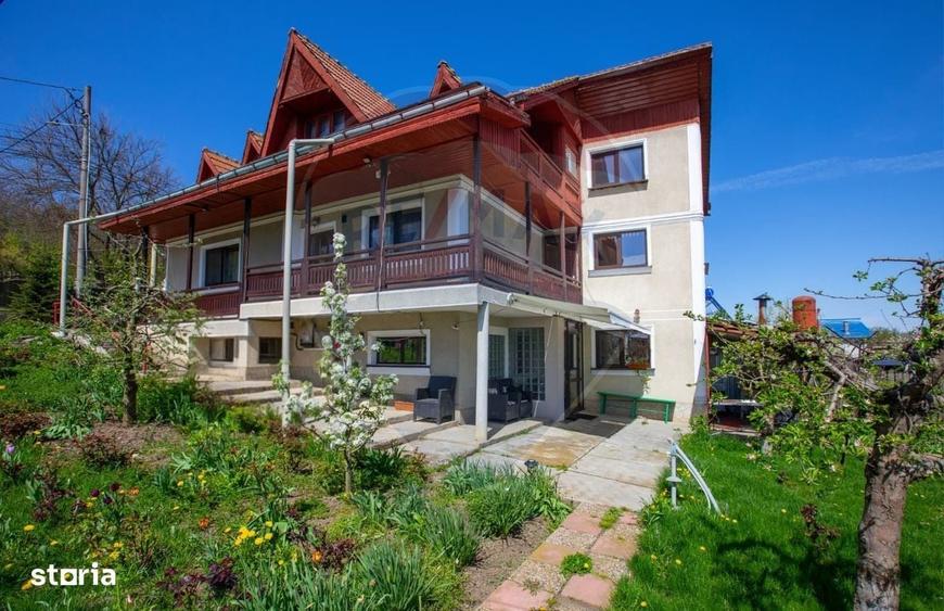 Casă cu 3 camere cu Teren 1251 Mp în Săucești