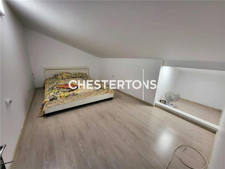 Apartament cu 3 camere decomandat, mobilat în Central