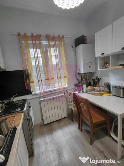 Apartament cu 2 camere decomandat în Foișorul de Foc