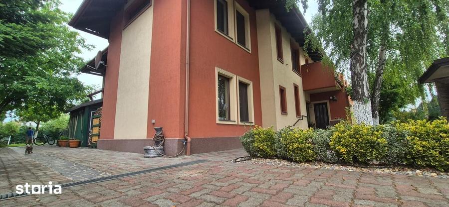 Proprietar, casa spatioasa convertibila in 4 unitati independente - 12