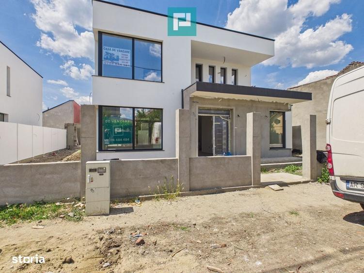 Casă cu 4 camere în Pârneava